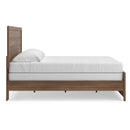  Signature Design by Ashley Broachmyn King Panel Bed PCB1116-72/PCB1116-97 IMAGE 7